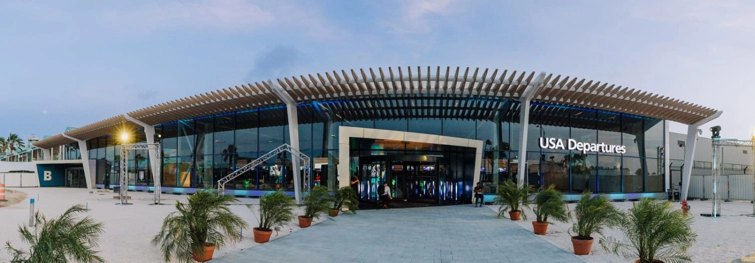 Aruba Queen Beatrix International Airport (AUA)